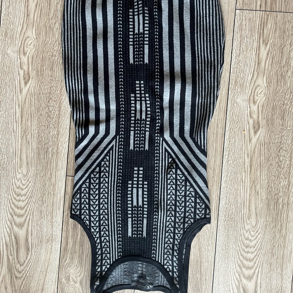 Armani exchange bodycon sweater dress - Picture 2 of 6